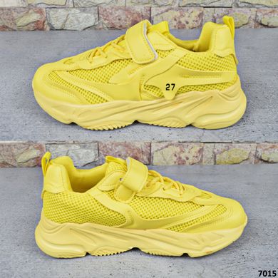 Кросівки дитячі для дівчинки Kimbo-o, Жовті кросівки на пінковій підошві 35