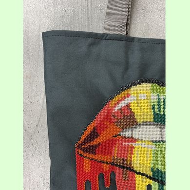 Сумочка вишитая бисером "Губы", готовая сумка шоппер с вишивкой из бисера ручной работы